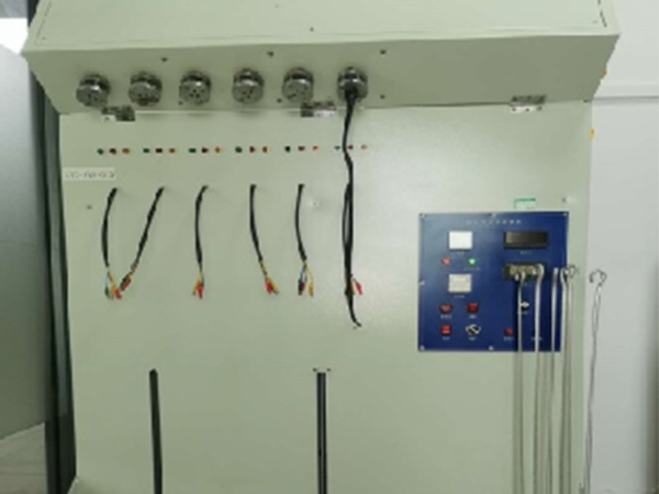 突拉試驗機
